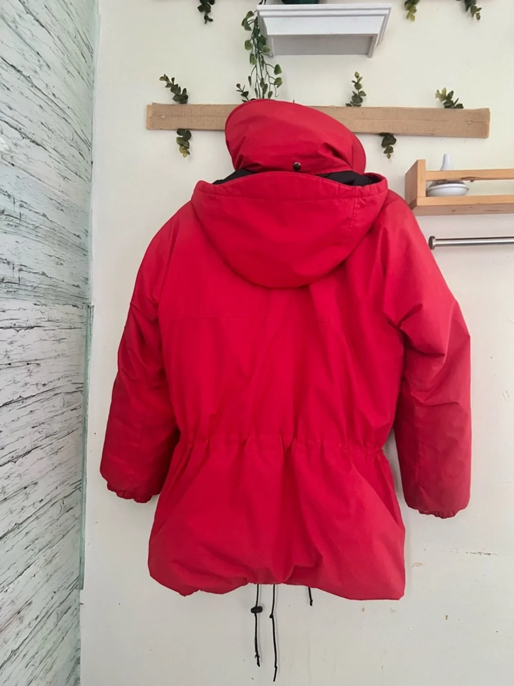 KANUK Vibrant Red Winter Coat | Size 2 | Unisex | Adjustable Waist - Picture 8 of 14